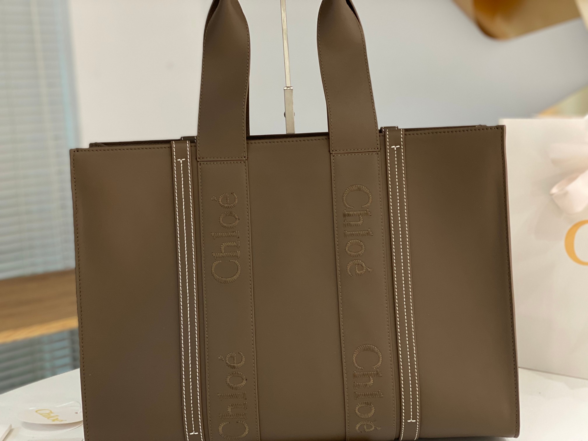 Chloe Large Woody Tote Bag In Dark Khaki Soft Smooth Calfskin Leather